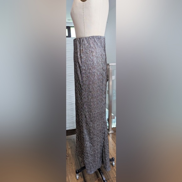 BCBG silver brown long pull on skirt size Med - Picture 4 of 8